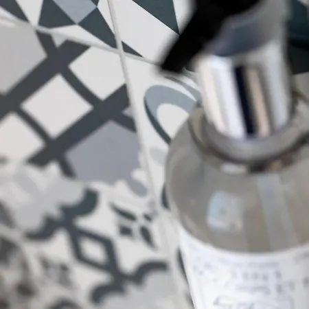 公寓 1 Proche De La Gare Et Du Centre 阿棉