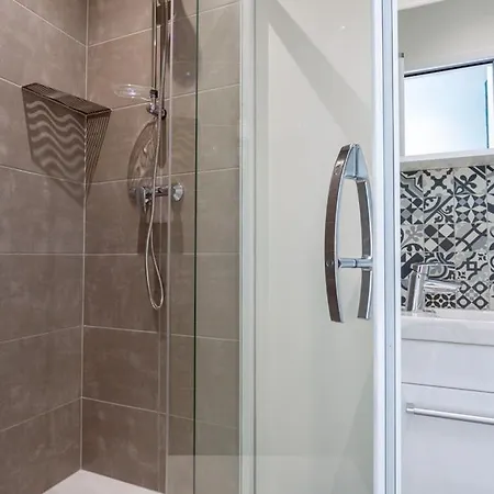 1 Proche De La Gare Et Du Centre